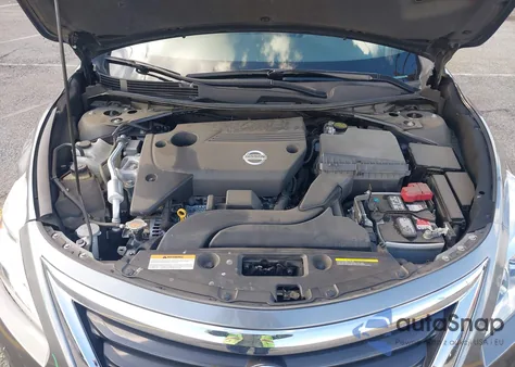 2015 Nissan Altima 2.5 S from USA, damaged, VIN 1N4AL3AP0FC152642